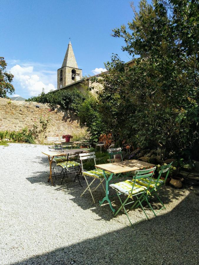 Le Grenier Des Moineaux Panzió Font-Romeu-Odeillo-Via Kültér fotó