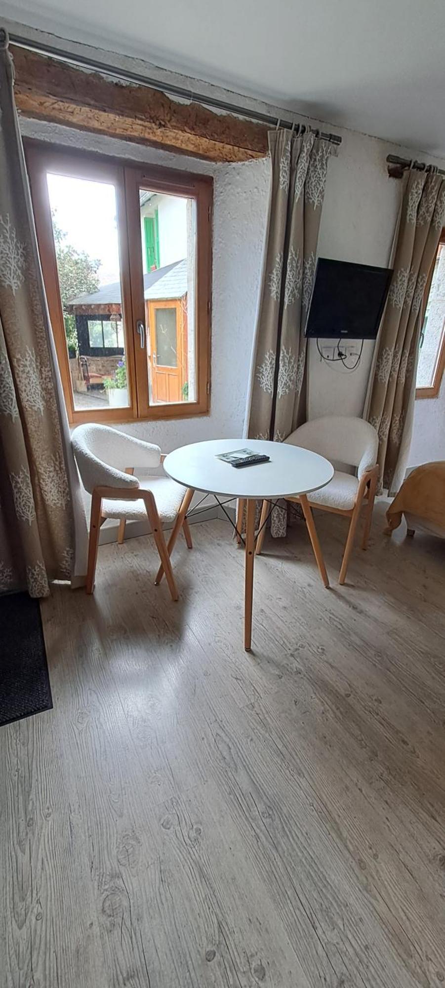 Le Grenier Des Moineaux Panzió Font-Romeu-Odeillo-Via Kültér fotó